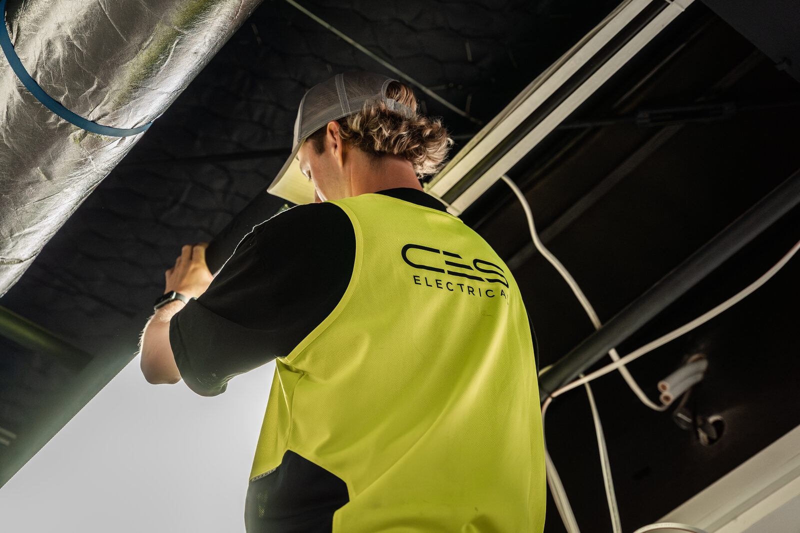 Cable installation in ceiling space