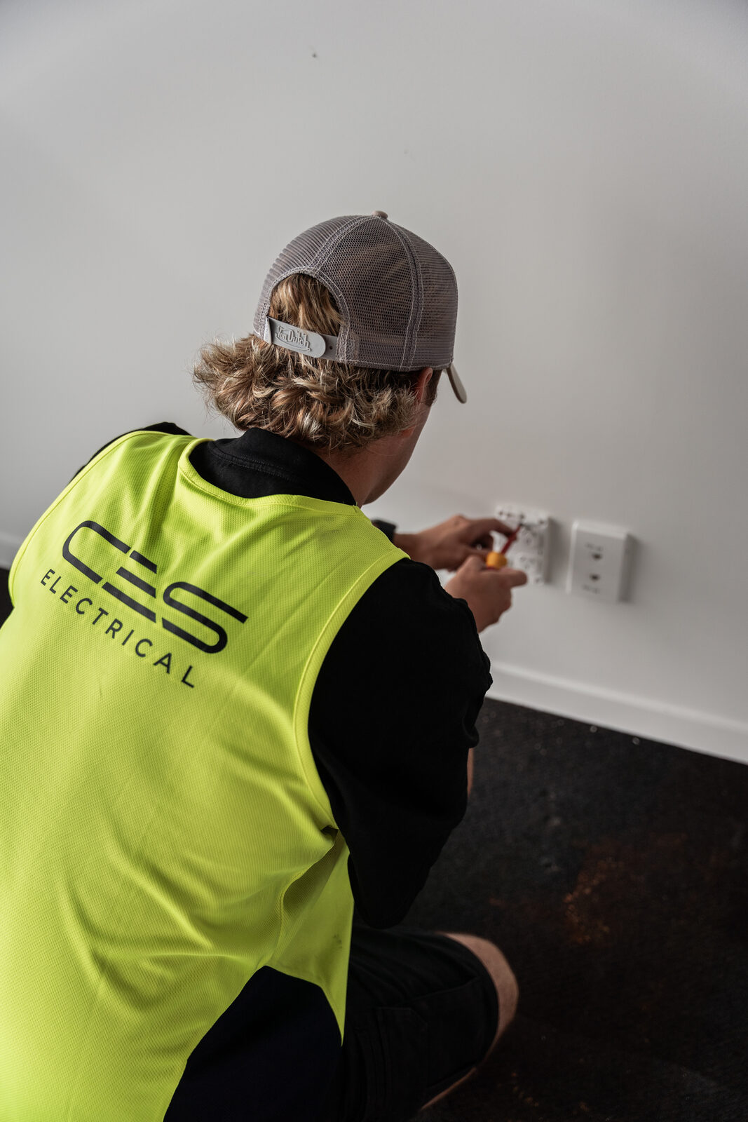 Residential power outlet installation