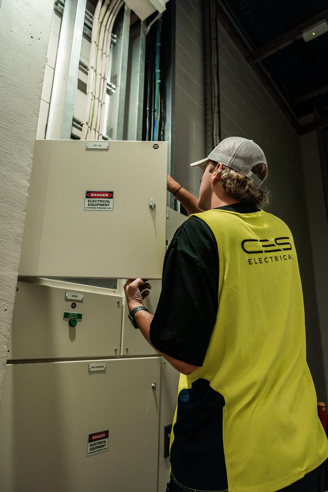 Commercial switchboard installation